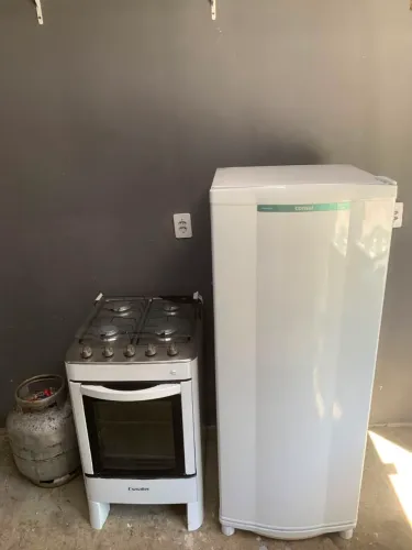 Geladeira e fogão