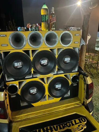 Vende se som automotivo 5x4