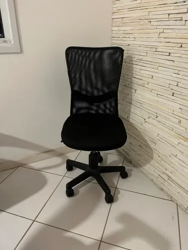 Cadeira de Escritório Sem Braços | Não reduzo valor