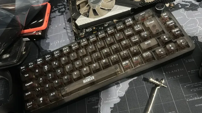 Teclado Mecânico Mancer Switch Red