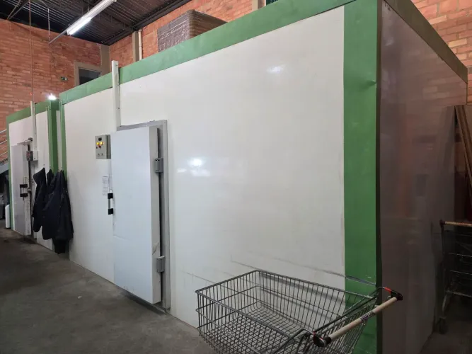 Câmara Fria Refrigerada 45 mt3.