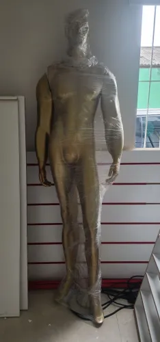 Manequim de Fibra Homem Bombado