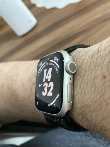 Apple Watch 7 41mm Starlight