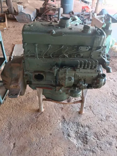 Motor 352