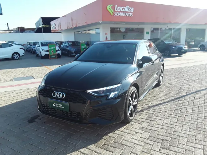 Audi A3 Sportb. Perf. Black 2.0 TFSI S-tronic 2024