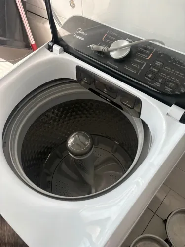 Máquina de lavar Midea