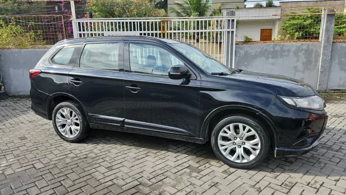 Mitsubishi Outlander 2.0 16V 160cv Aut. 2017