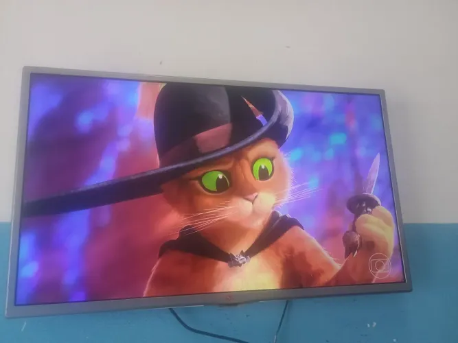 Tv SMART LG com wiff 32 pol