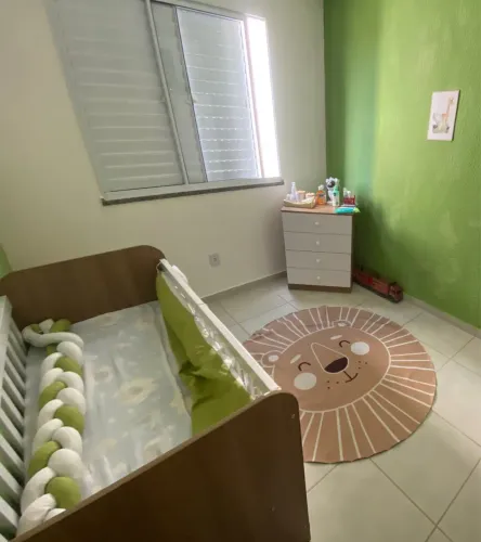 Berço e cômoda infantil 