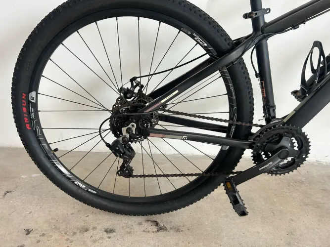 Bicicleta Rava Pressure Aro 29 - Muito bem cuidada | Pneus praticamente novos