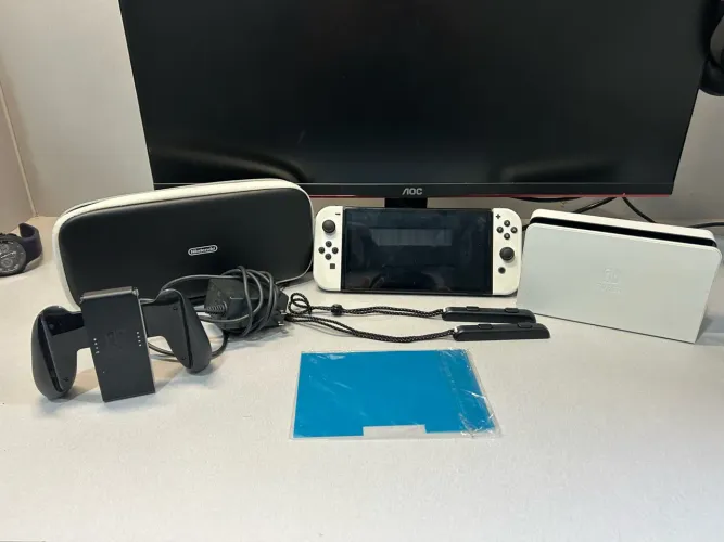 Nintendo Switch Oled - com todos os acessórios