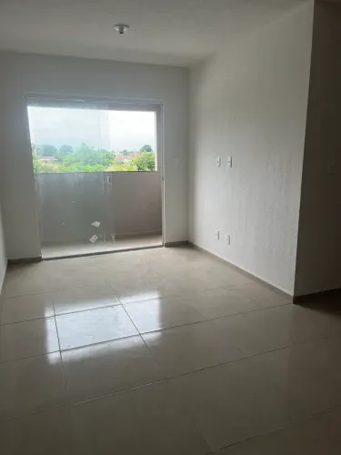 Alugo apartamento no Vieira Diniz