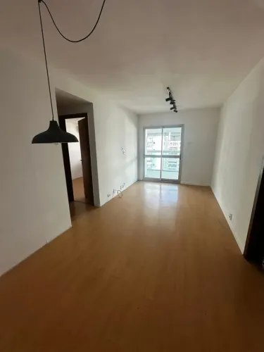 Imóvel para aluguel tem 70 metros quadrados com 2 quartos em Barra Olímpica - Rio de Janei