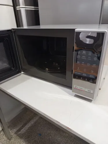 Vendo microondas LG 23l 