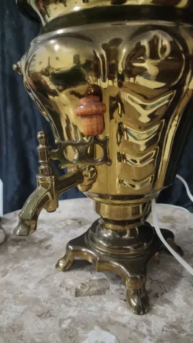 Antigo Samovar