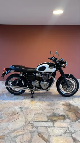 Bonneville T120