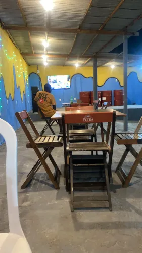 Itens de pizzaria e construções 