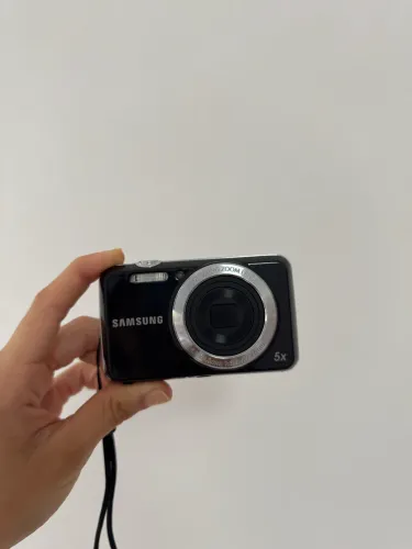 digicam- samsung ES80