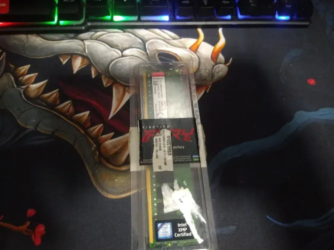 Memória ram ddr4 8gb 3200hmz Kingston fury