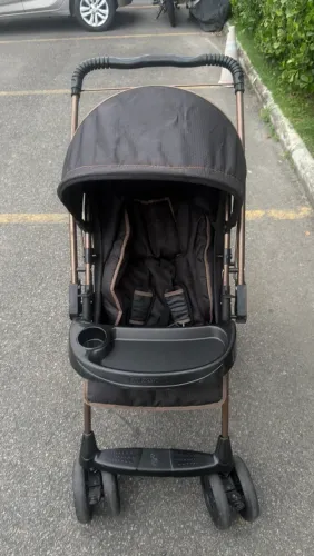 Vendo Carrinho de bebê Galzerano