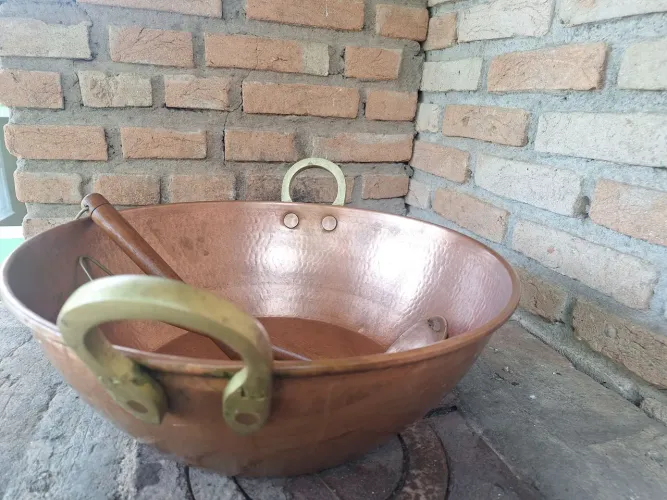 Tacho de Cobre Grosso 15L de Ouro Preto + Concha e Escumadeira