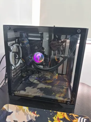 Setup Gamer Completo Ryzen 5 5600GT + Monitor 75Hz + Braço Articulado