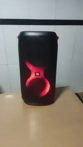 Vendo JBL box 110 ( 160 watts)