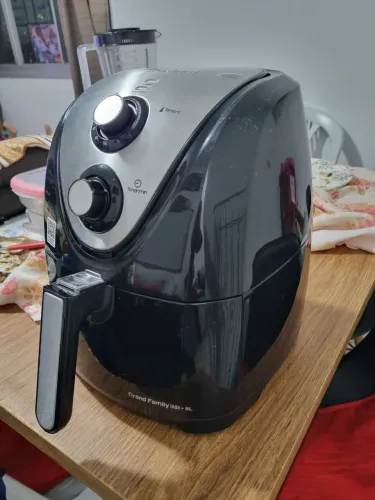 Airfryer Mondial 5 litros com defeito