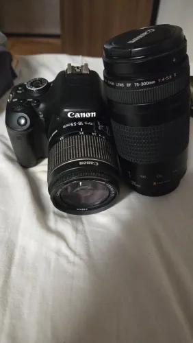 Camera canon com 2 lentes