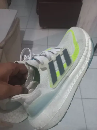 Tênis original adidas