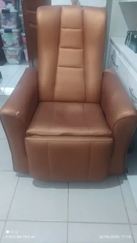 Poltrona reclinável e sofa