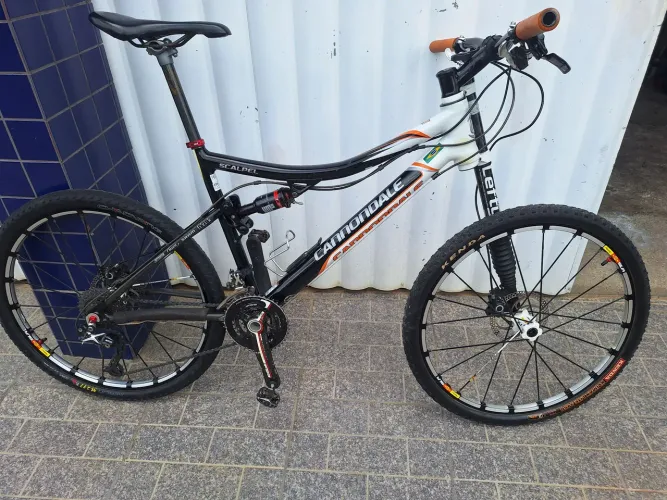 Bicicleta cannondale scalpel
