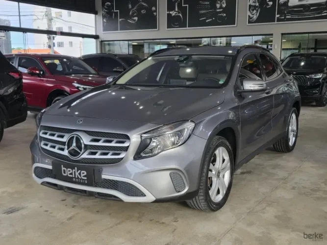 Mercedes-Benz GLA-200 GLA 200 Night 1.6. TB 16V Flex Aut. 2018