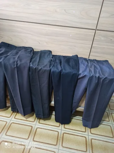 Calças social usadas. N. 42