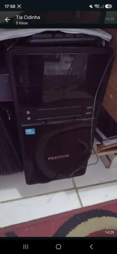 Vende-se 1 cama de solteiro com colchão 1 guarda roupa de 4 portas e gaveta