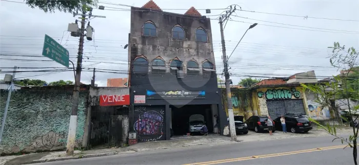 Prédio inteiro à venda em Vila moraes - SP