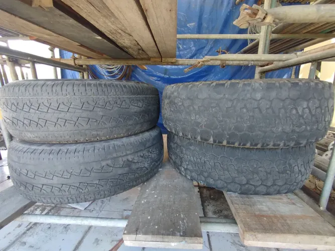Pneus LT 265/75R16