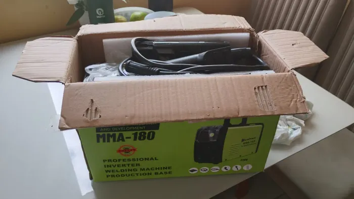 Vendo uma máquina de solda