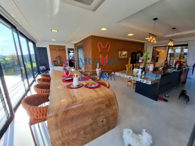 Luxuosa Casa em Condomínio à Venda em Nova Odessa-SP, Bairro Residencial Jardins da Cidade