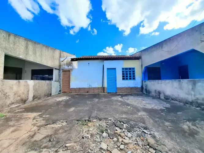 Casa Condomínio Parque dos Ipês, Escriturada, com valor muitooo Bom!!