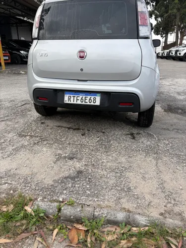 Fiat Uno Attractive 1.0 EVO Fire Flex 8V 5P 2021
