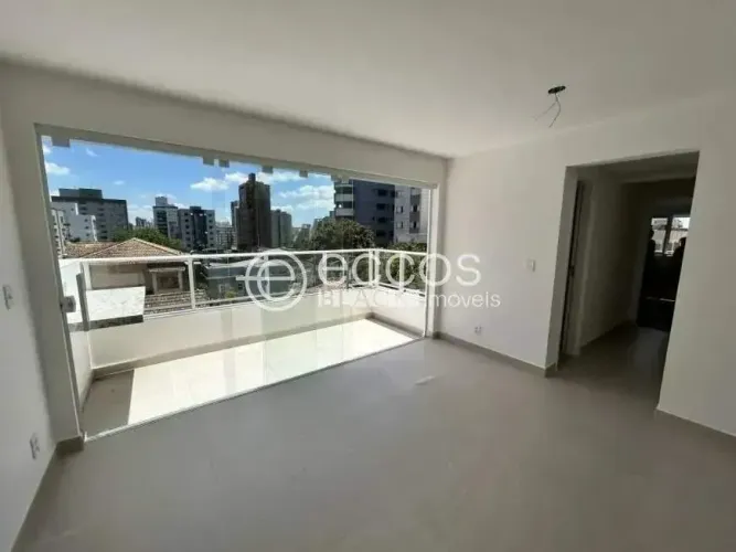 Apartamento à venda, 2 quartos, 1 suíte, 1 vaga, Santa Efigênia - Belo Horizonte/MG