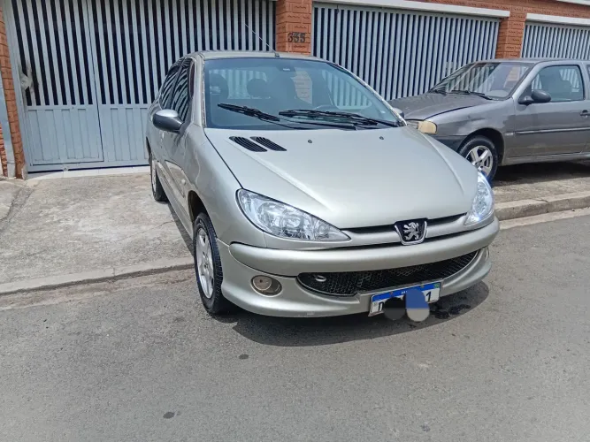 Peugeot 206 Feline 1.4/ 1.4 Flex 8V 5P 2005