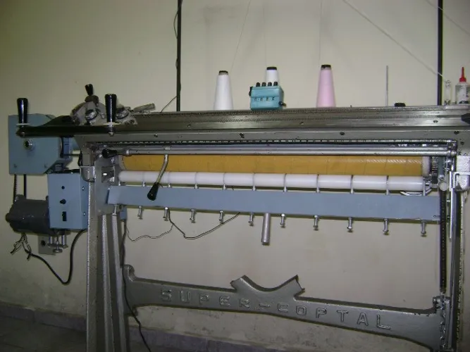 Máquina Retilínea Coppo 7