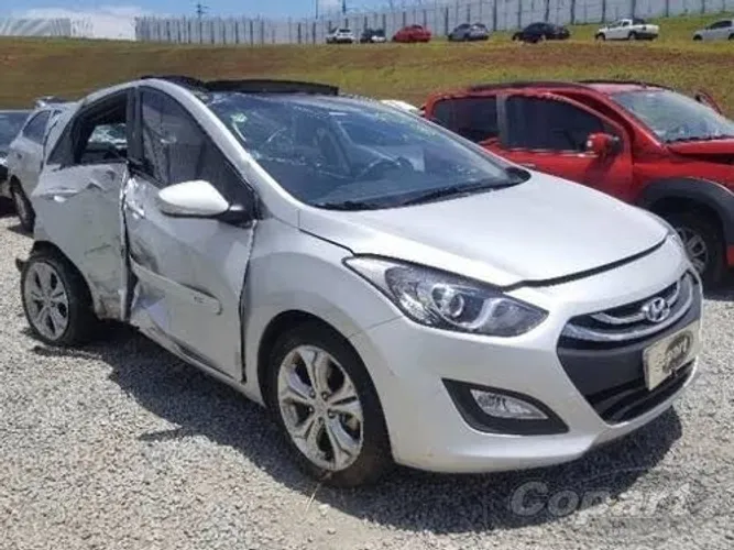 Sucata I30 2014 1.8 Sucata para veda de peças