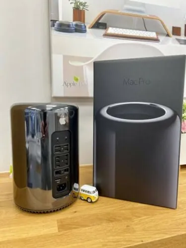 MacPro Reliquia na Caixa