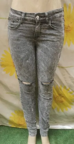 Calça jeans Marisa tam 38