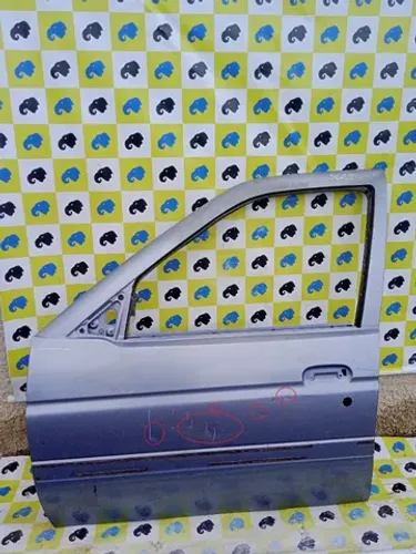 Porta Dianteira Esquerda Escort Zetec 1998 1999 Peq Detalhes