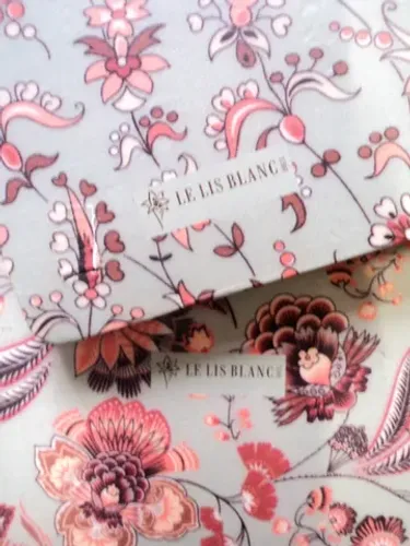 Caderno de Desenho- Le lis blanc-sketchbook-capa dura floral - folhas lisas