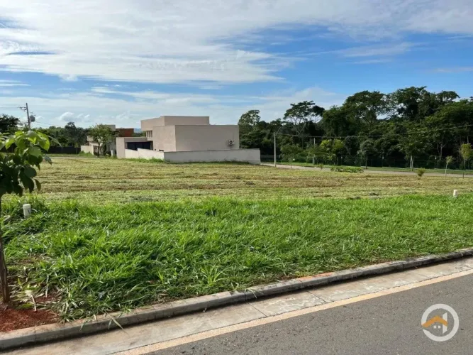 Terreno à venda em Senador Canedo/GO